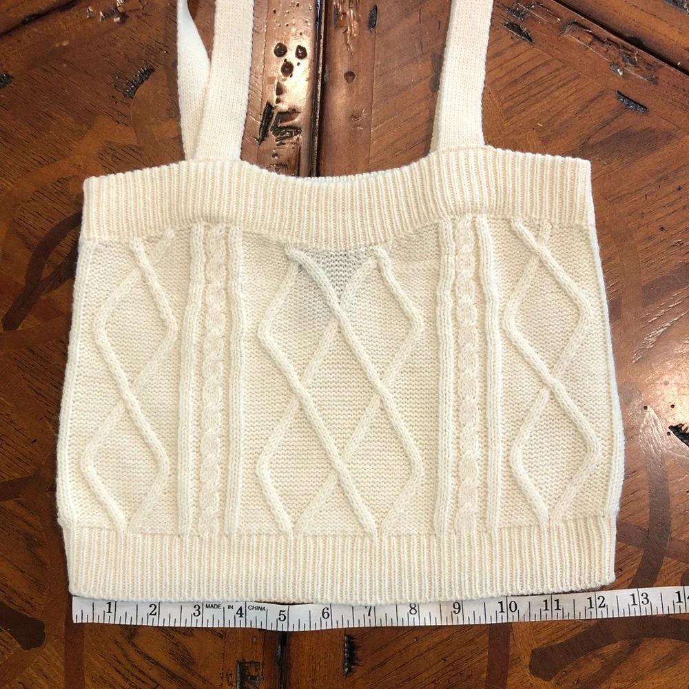 🌈3/$15🌈 Crop Top Sweater - Picture 4 of 6